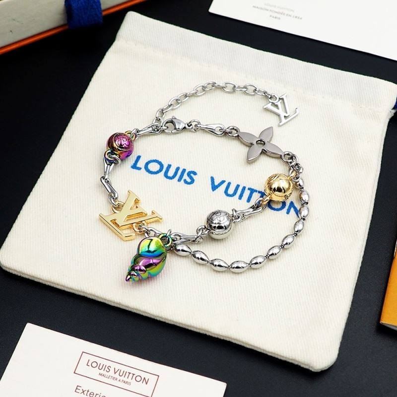 Louis Vuitton Necklaces